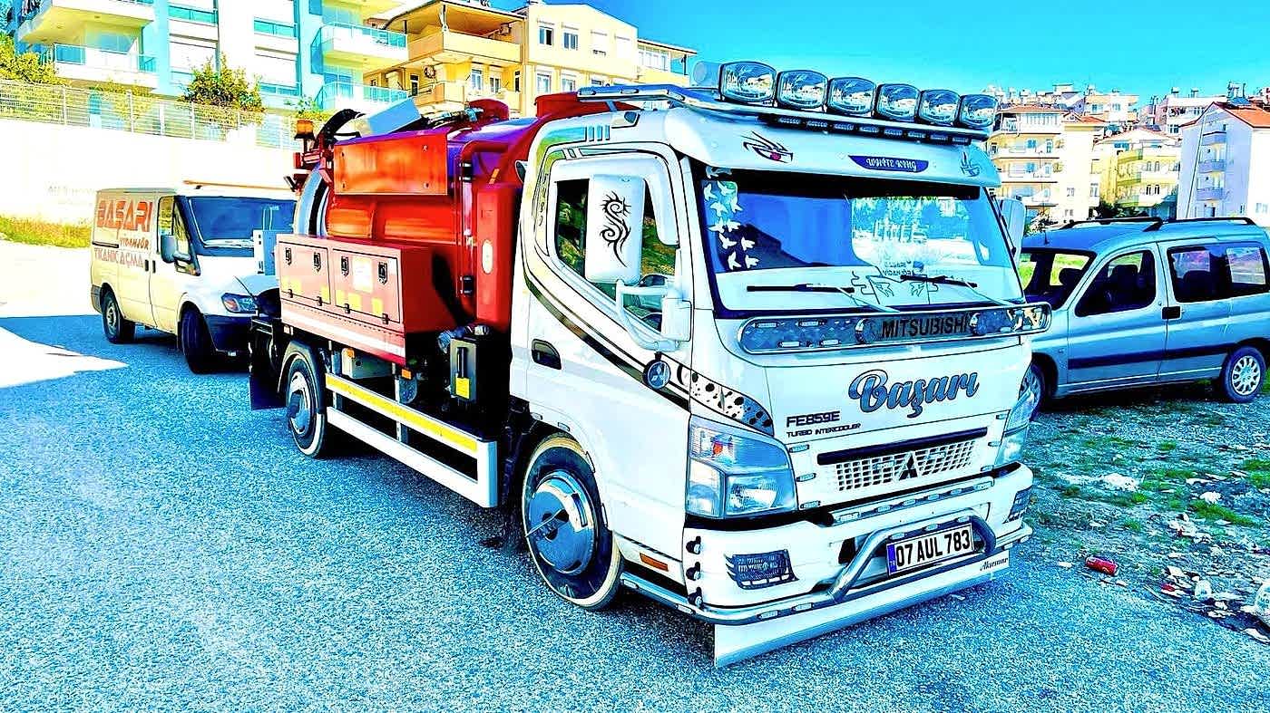 Başarı Vidanjör Mitsubishi Canter vakum aracı kombine