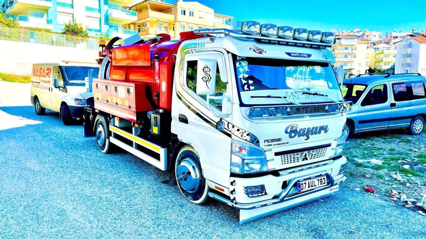 Başarı Vidanjör beyaz jet temizlik aracı